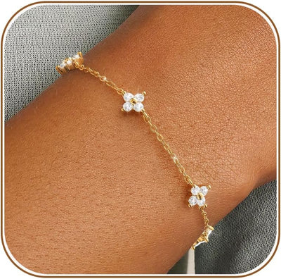 ZOERAY Bracelet Femme Argent Or en Trefle à 4 Feuilles Réglable Bracelet 18K Plaqué Or en Zircon Cubique Papillon Fleur Bracelets Amitié Parure Bijoux Idée Cadeau Marraine Anniversaire Femme Fille